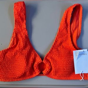 -orange o-ring crinkle bakini top. bust:92.5cm under bust:75cm